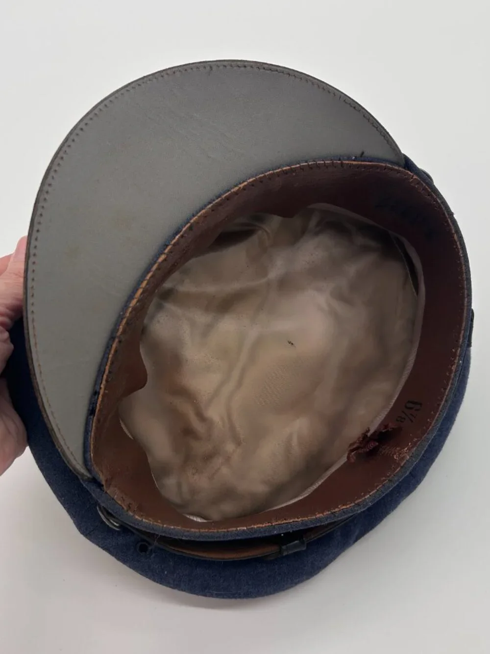 Vintage Early US Air Force USAF Enlisted Men's Visor Cap 6 7/8 Brass